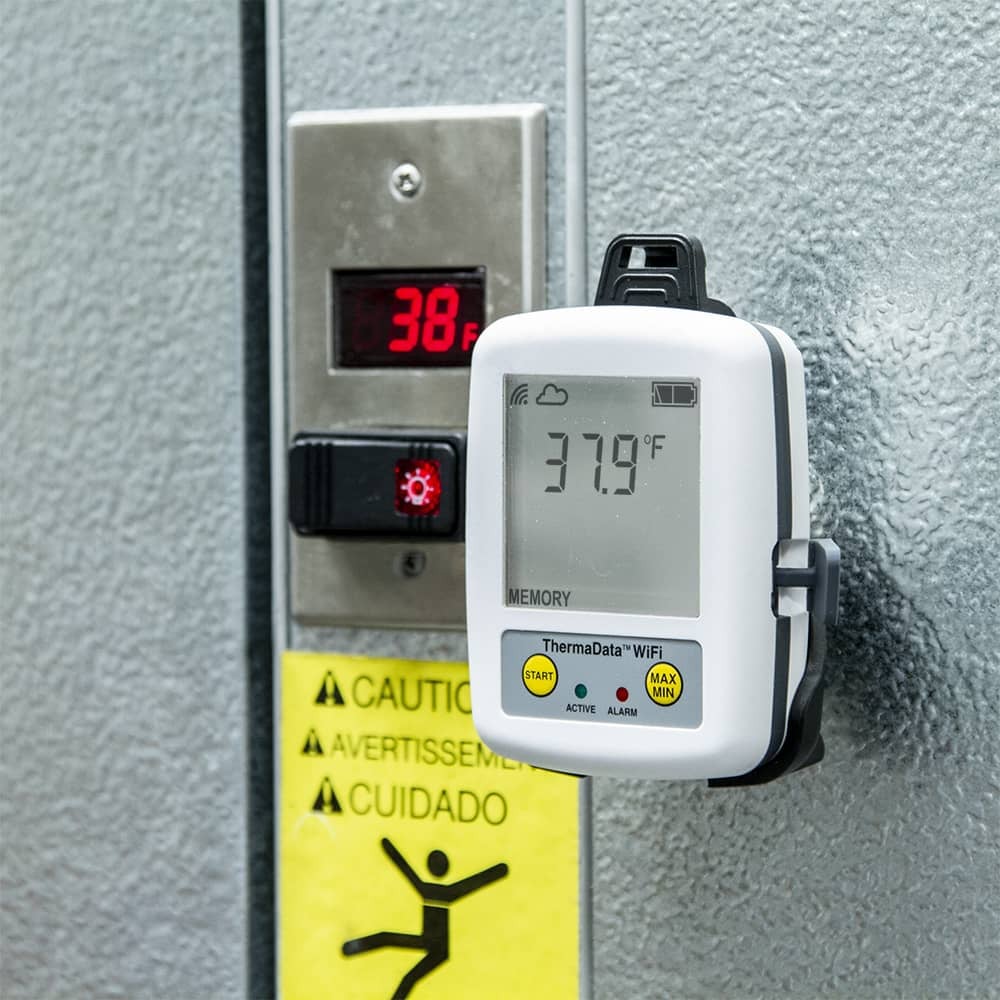 THS-298-001-thermadata-wifi-ambient-temp-logger-g04.jpg